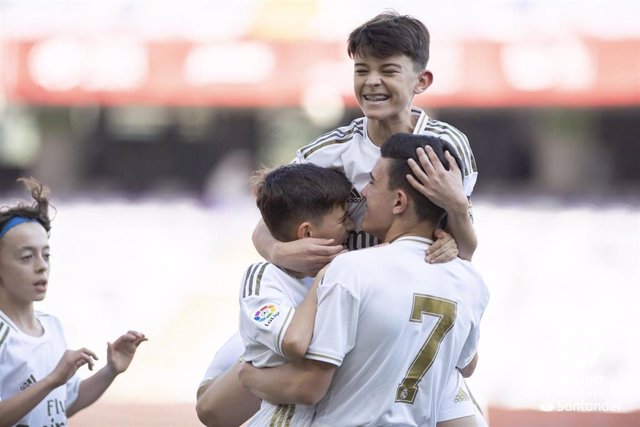 Los jugadores del Real Madrid celebran un gol en el XXIV Torneo Internacional LaLiga Promises.