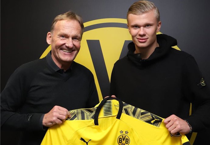 Erling Haaland ficha por el Borussia Dortmund.