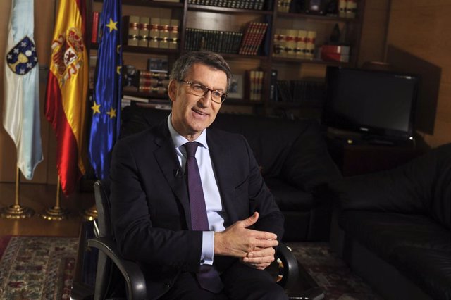 El presidente de la Xunta de Galicia, Alberto Nuñez Feijóo, durante su entrevista con Europa Press en la delegación de la Xunta de Ourense /Galicia (España).
