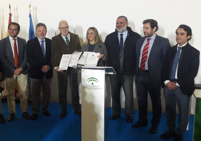 Imagen de la presentación de las ampliaciones de los metros de Granada, Sevilla y Málaga