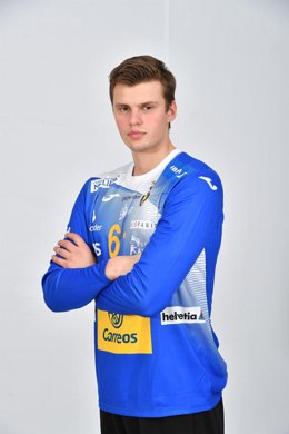 El portero internacional español Sergey Hernández es el descarte de Jordi Ribera para el Europeo de balonmano de 2020