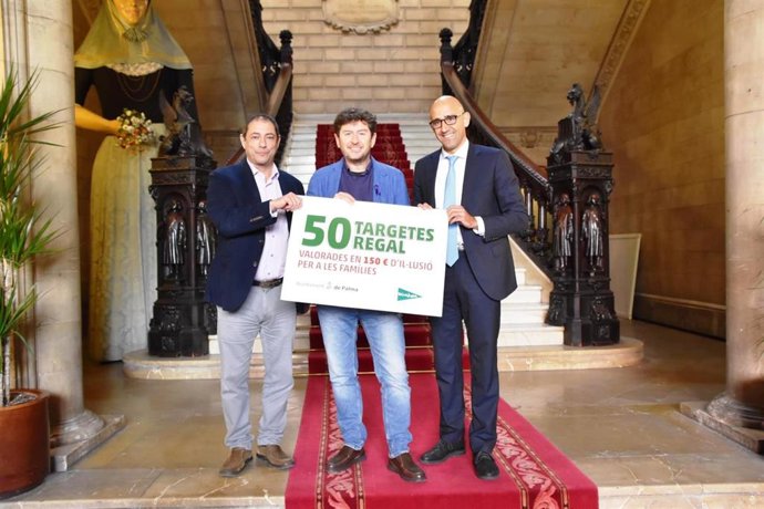 Cort formaliza dos acuerdos con empresas patrocinadoras de la Cabalgata de Reyes