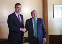PSOE y PNV acuerdan traspasar en seis meses tráfico a Navarra con el mismo modelo de la Ertzaintza