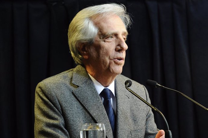 Uruguay.- Vázquez asegura que seguirá militando en Frente Amplio y que su relaci