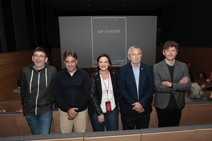 Estreno del documental San Silvestre: La energía de las personas que ha tenido lugar en Gijón esta tarde en dos pases gratuitos.