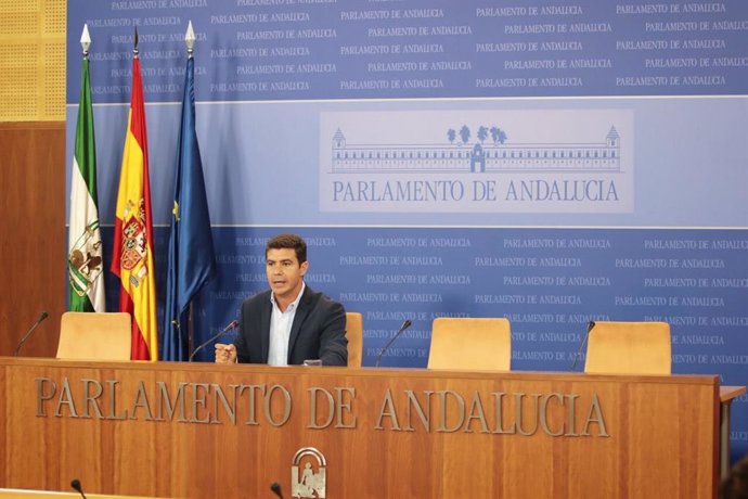 Sergio Romero en rueda de prensa