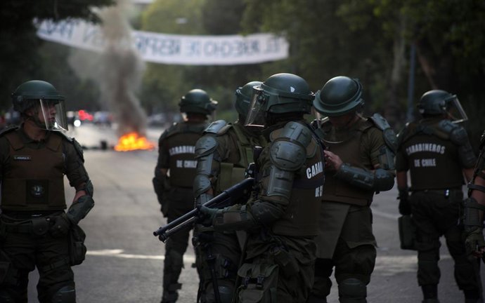 Chile.- La oposición chilena abre juicio político al intendente de Santiago por 