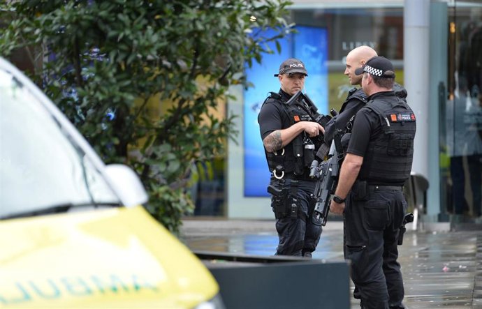 Agentes de la Policía de Reino Unido, en Manchester.