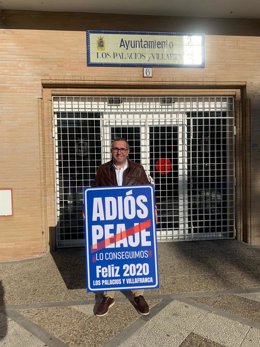 El alcalde de Los Palacios y Villafranca, Juan Manuel Valle.