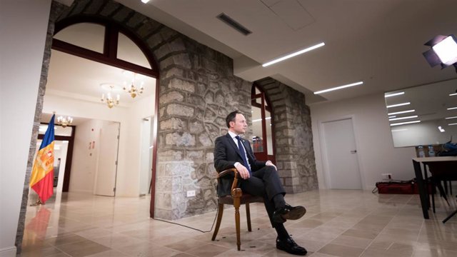 El jefe de Gobierno de Andorra, Xavier Espot, durante la grabación del mensaje de fin de año 2019