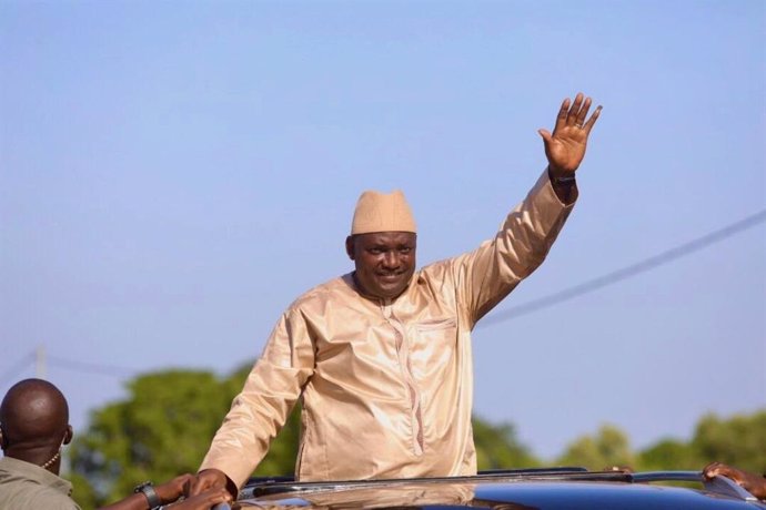 Gambia.- El presidente de Gambia crea su propio partido en medio de las presione