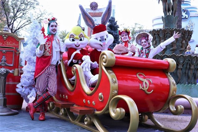 Cabalgata de Reyes en el Parque Warner de Madrid