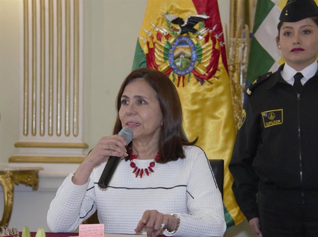 Bolivia appoints Vice Minister of Foreign Affairs Gualberto Rodríguez new business manager in Spain La ministra de Asuntos Exteriores de Bolivia, Karen Longaric