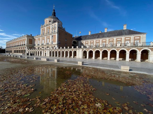 Fachada sur del Palacio Real de Aranjuez, cuya construcción fue erigida por orden de Felipe II en 1564, y fue finalizada en 1752 por Fernando VI, en Aranjuez a 15 de noviembre de 2019.