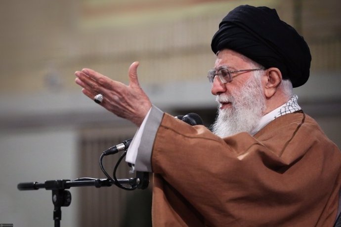 Irán.- Jamenei amenaza a Estados Unidos con una "dura venganza" por la muerte de