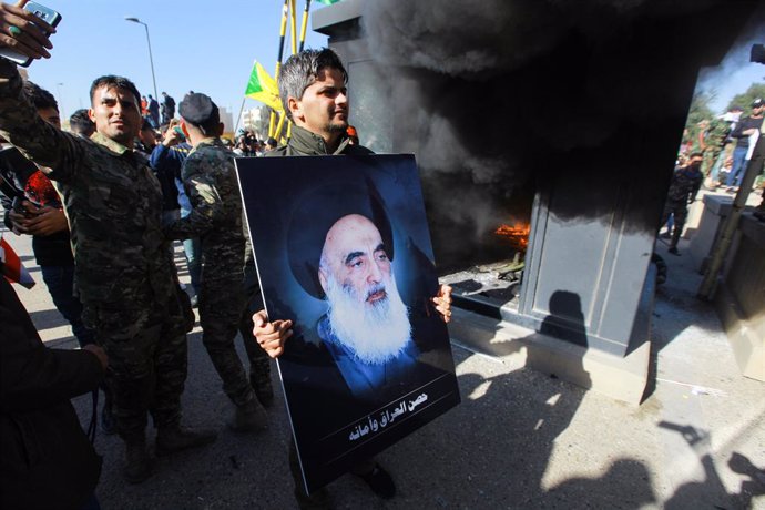 Irak.- Al Sistani llama a la contención tras el ataque estadounidense en Bagdad