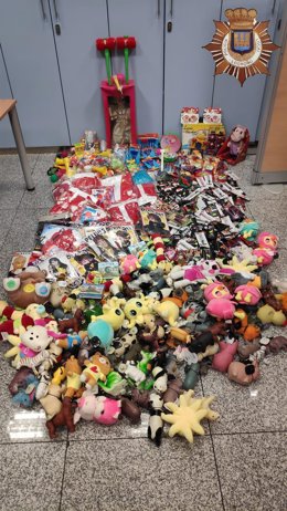 Juguetes incautados en bazares