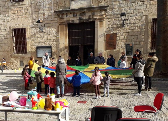 Talleres navideños para familias en Jaén.