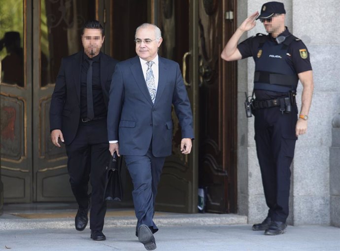 El magistrat Pablo Llarena surt del Tribunal Suprem, Madrid (Espanya), 14 d'octubre del 2019.