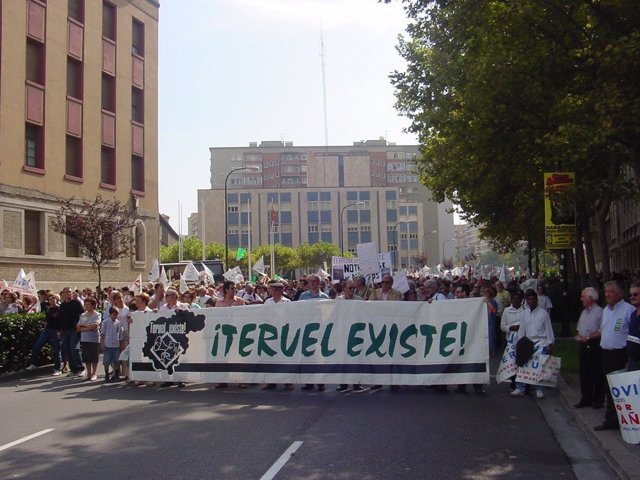 Manifestación en Zaragoza convocada por Teruel Existe.