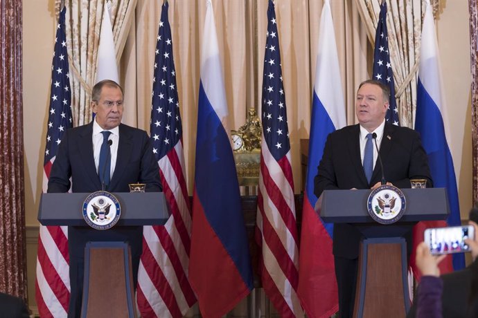 Irak.- Pompeo asegura a Lavrov que EEUU está comprometido con la "desescalada" p