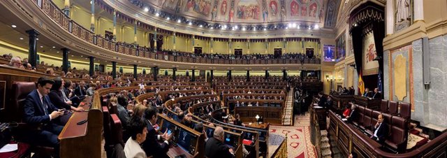 Vista panorámica del hemiciclo del Congreso de los Diputados durante la intervención del presidente de Gobierno 