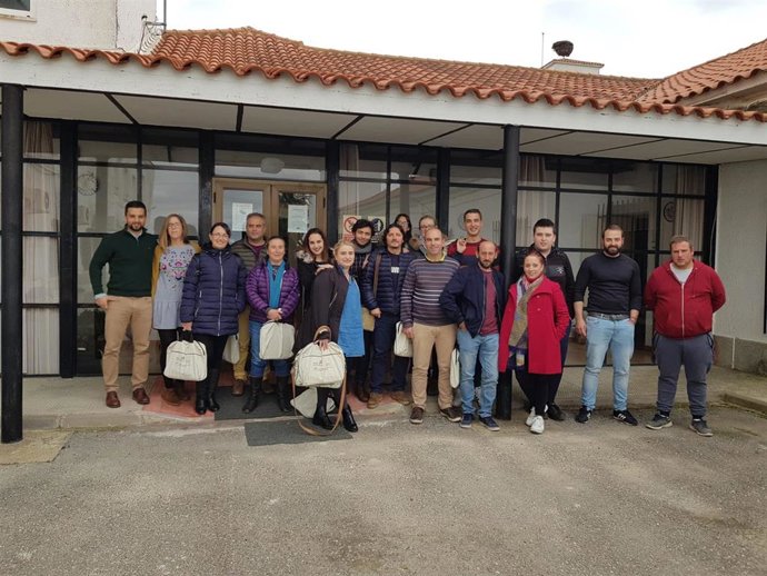Alumnos del curso de especialista en queserías del centro de Hinojosa del Duque del Ifapa