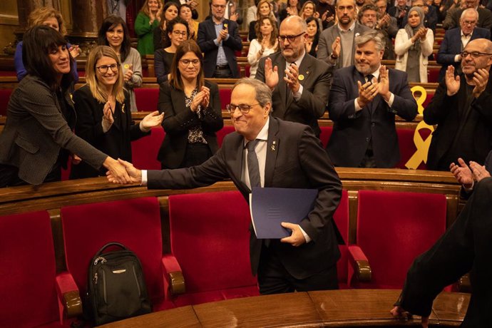 El president de la Generalitat, Quim Torra, en el ple extraordinari en el Parlament convocat després de la decisió de la Junta Electoral Central (JEC) d'inhabilitar-li
