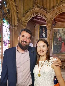 La portavoz de Ciudadanos (Cs) en el Consell de Mallorca, Beatriz Camiña, y el regidor de Cs en Sóller, Sebasti Aguiló.