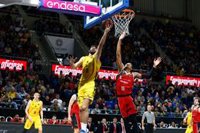 El Iberostar Tenerife se clasifica para la Copa y deprime al Fuenlabrada