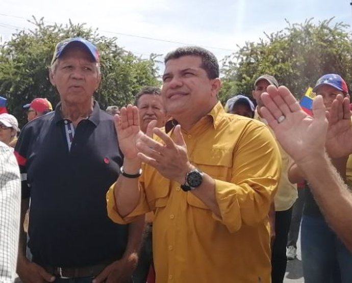 Venezuela.- La Asamblea Nacional elige presidente a Luis Parra en sustitución de
