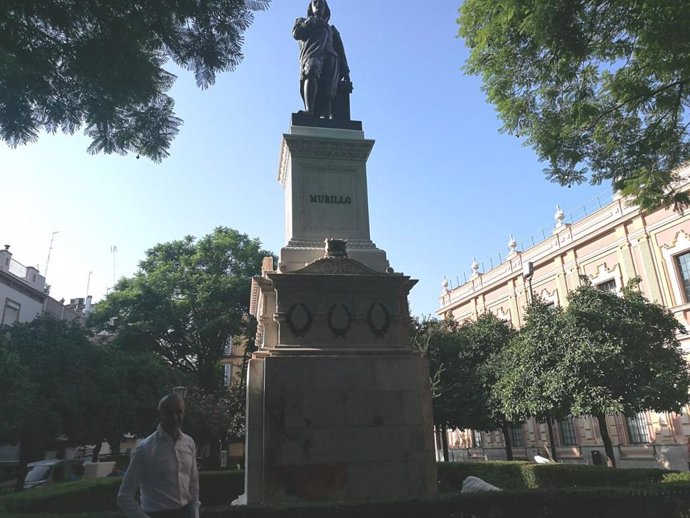 Sevilla contrata la conservación de sus estatuas o fuentes ornamentales