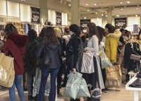 Madrid es la región donde más crecerá el empleo durante las rebajas, un 12% más que en 2019