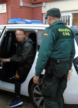 La Guardia Civil Detiene A Dos Experimentados Delincuentes Por Una Decena De Robos En Viviendas De Los Nietos Cartagena
