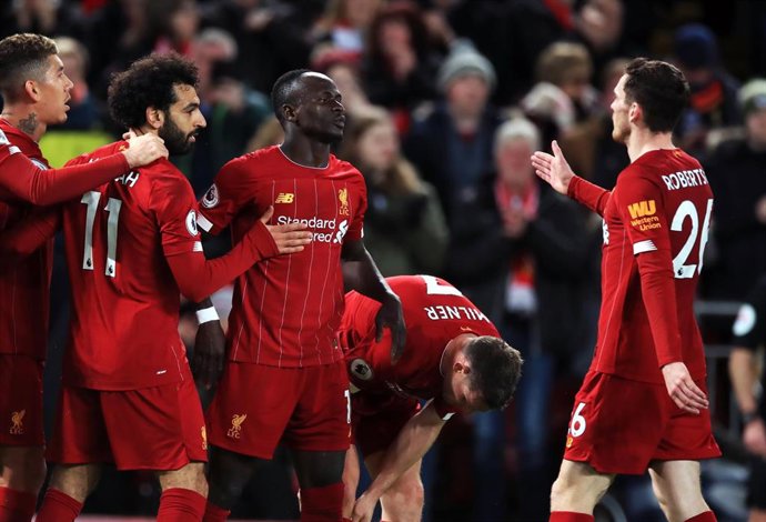 El Liverpool celebra un gol