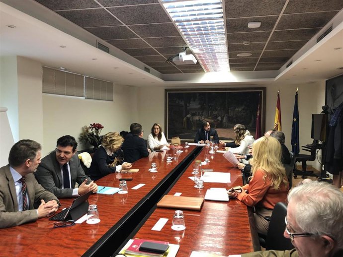 El consejero de Empleo, Investigación y Universidades, Miguel Motas, preside el Consejo Interuniversitario de la Región de Murcia