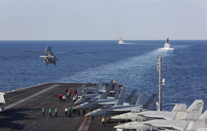 Irán.- Estados Unidos alerta a sus barcos de posibles ataques iraníes en Oriente