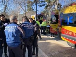 Herido un ciclista al caerse en la glorieta del Ángel Caído del Retiro