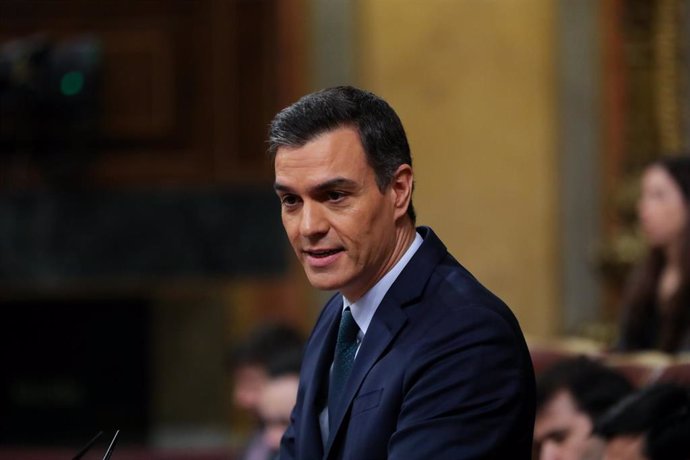 +++eptv: Sánchez logra ser investido por sólo dos votos de diferencia, el margen