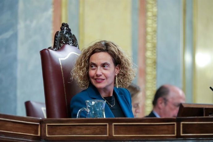 La presidenta del Congrés dels Diputats, Meritxell Batet, durant la primera sessió del debat d'investidura del candidat socialista a la presidncia de Govern central (Arxiu)