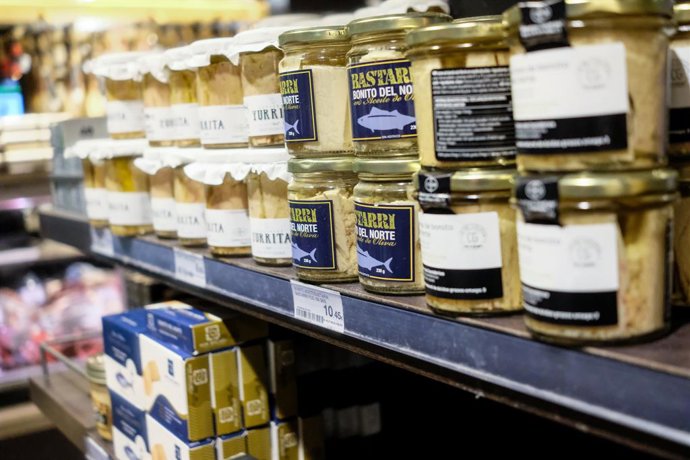 Economía/Consumo.- El 70% de los consumidores españoles consulta el etiquetado d