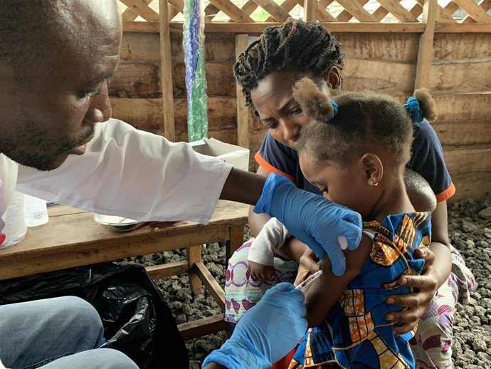 Vacunación contra el sarampión en República Democrática del Congo