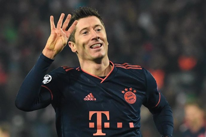 Robert Lewandowski celebra un gol con el Bayern