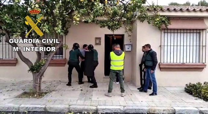 Detención de la Guardia Civil a un vecino de Estella del Marqués como presunto autor de varios robos con fuerza