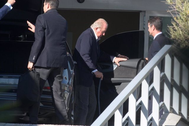 El Rey Don Juan Carlos llega a la clínica Ruber internacional de Madrid