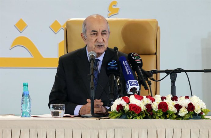Argelia.- El presidente de Argelia crea un comité de expertos encargado de revis