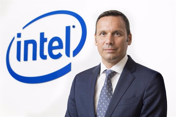 Retrato del director general de Intel para España y Portugal, Norberto Mateos.