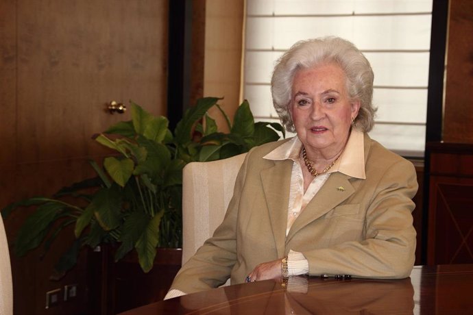 La Infanta Pilar de Borbón, hermana del Rey Juan Carlos, ha fallecido en la clínica Ruber Internacional, a los 83 años a causa de un cáncer de colon, en Madrid, a 8 de enero de 2020. En una imagen de archivo de noviembre de 2013