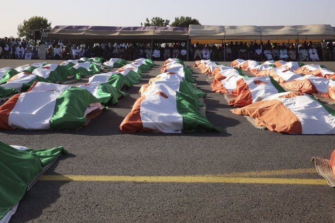 Funeral por los 71 militares muertos en el ataque contra la base de Inates