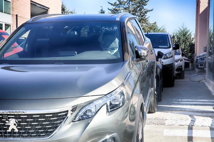 Fotos recursos de coches en concesionarios